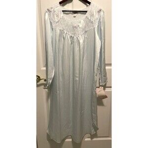 Barbizon Cuddleskin Nightgown Long Embroidered Flowers Satin Pale Blue Large NWT